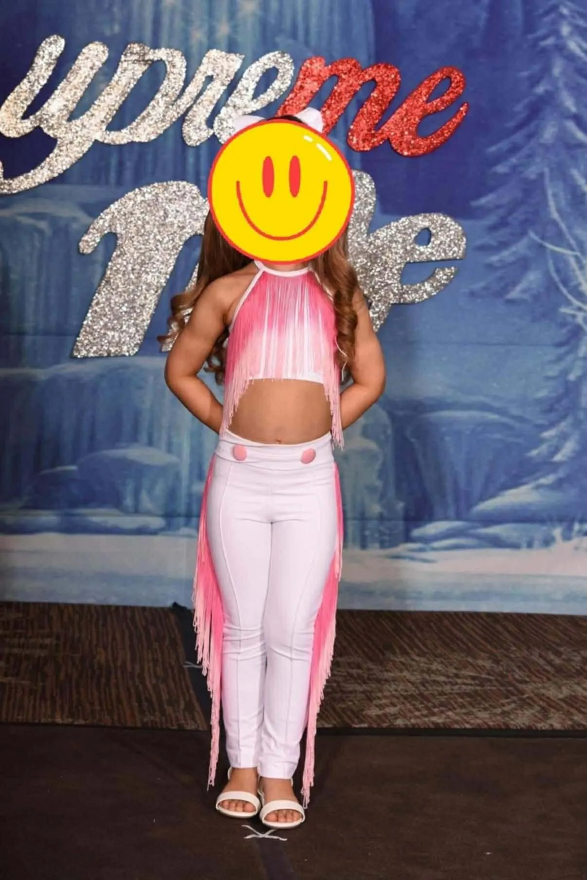 2/4 White/Pink Cinderella Fashions Casual- Desarae Allen