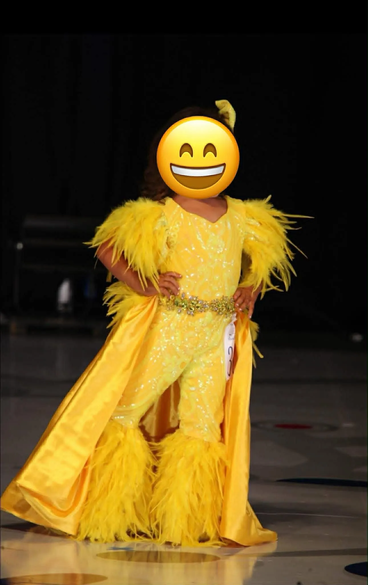 18/3 2/4 Golden Yellow Parisian Bridal Fun Fashion - Audrey Snyder