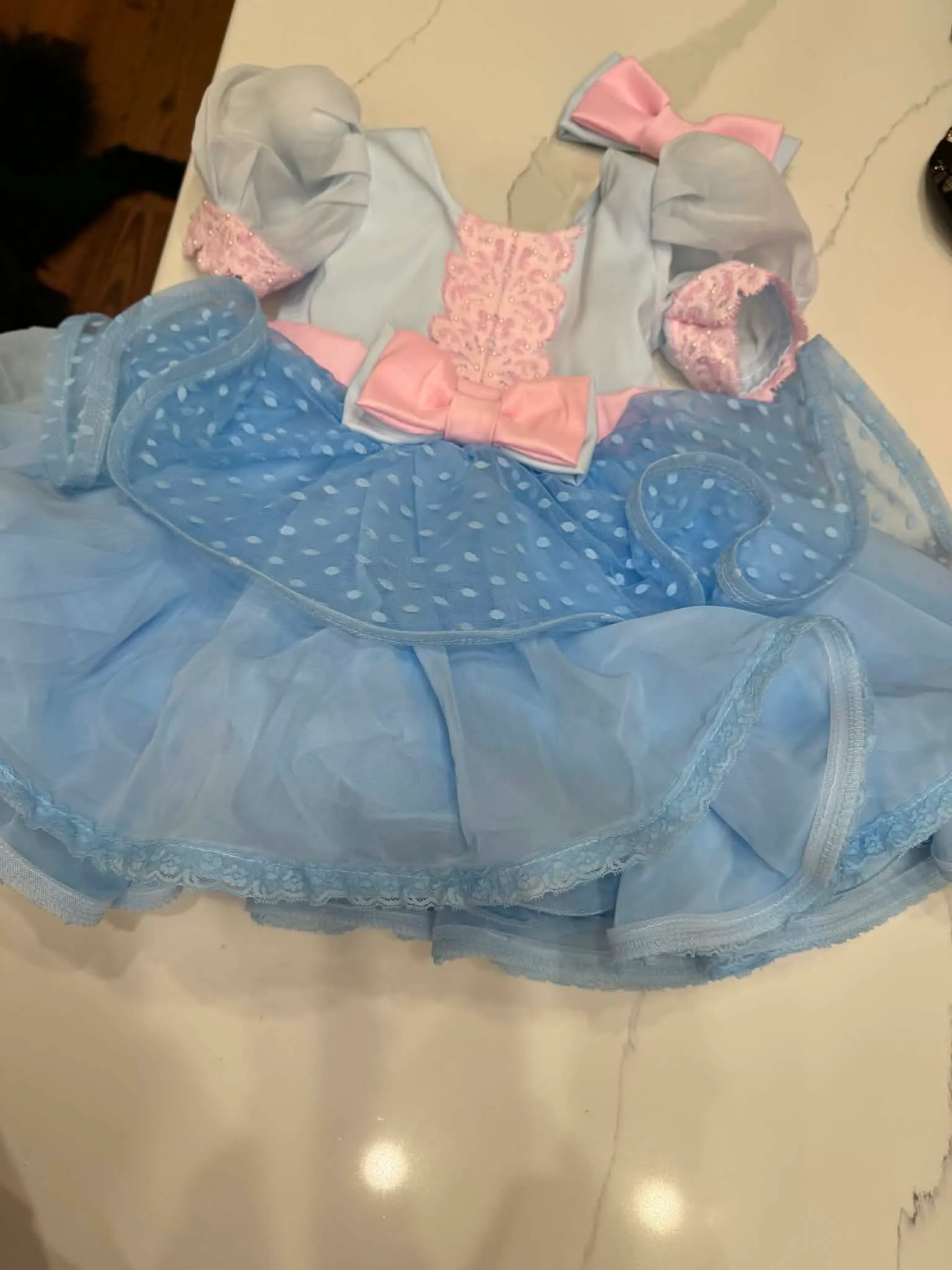 18/3 Pink and Blue Toni O Natural