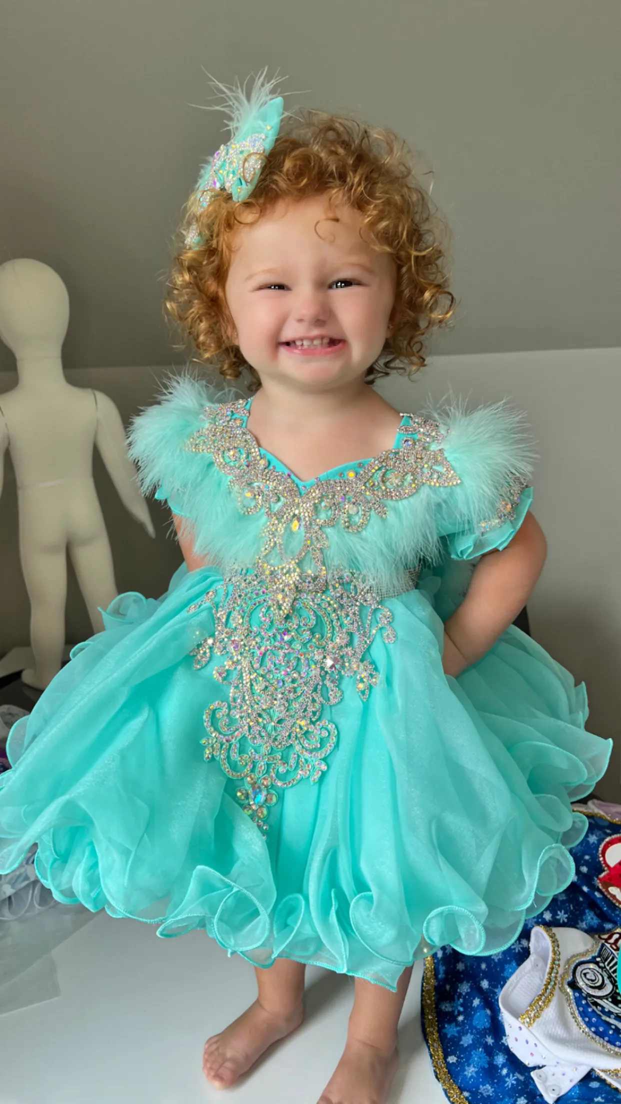 18/3 Tiffany Blue Glitzy Belle Mega Glitz Dress