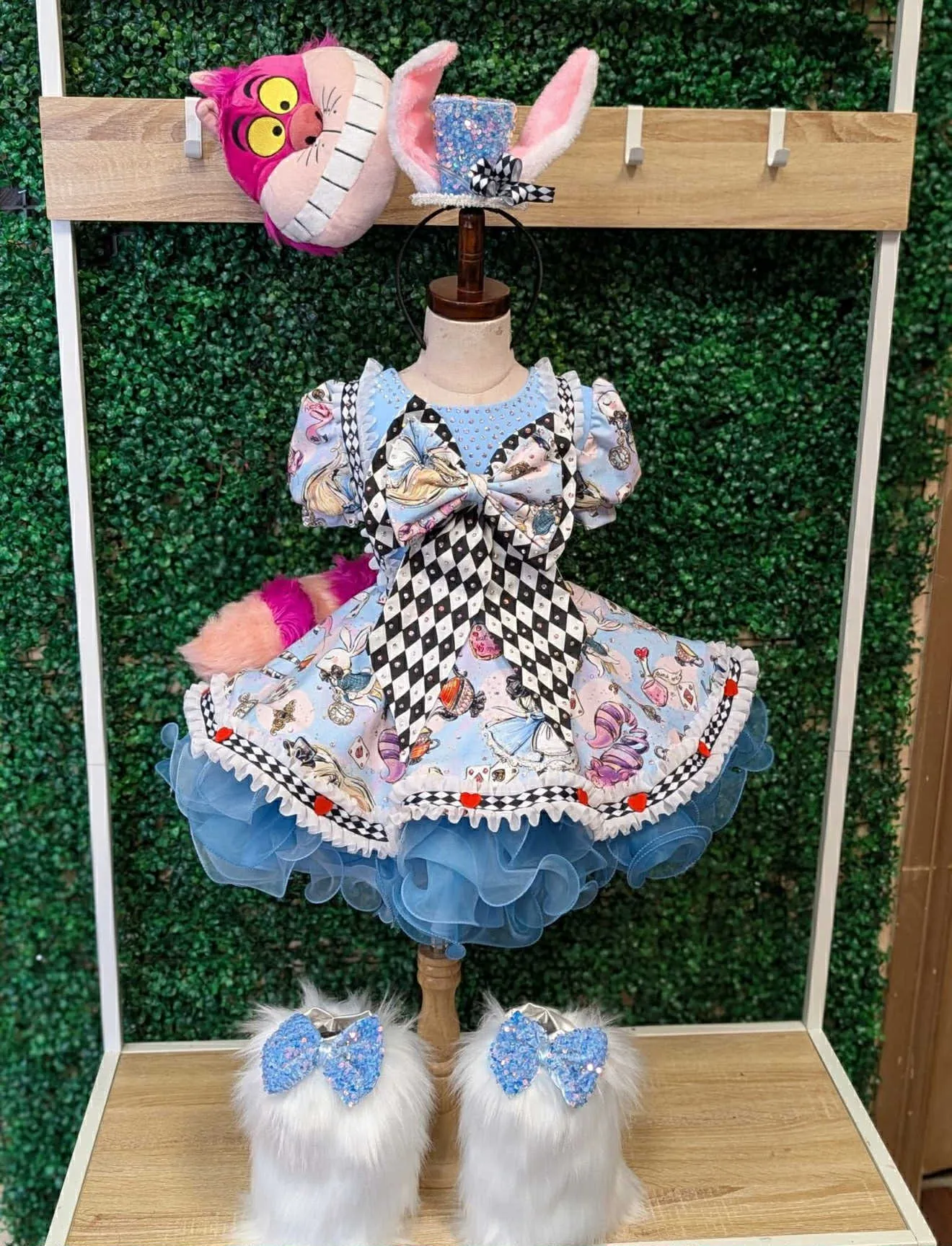 2/4 Alice In Wonderland OOC- Fallon Hackett