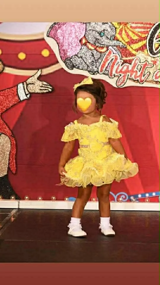 18/3 Yellow Kristen Zink Glitz - Audrey Snyder