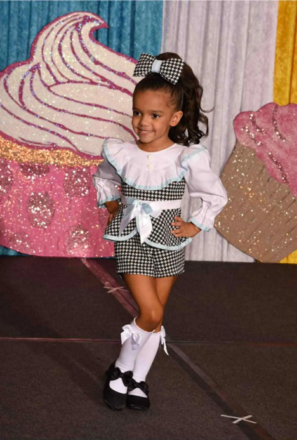 12/2 Toni O Houndstooth Casual- MB