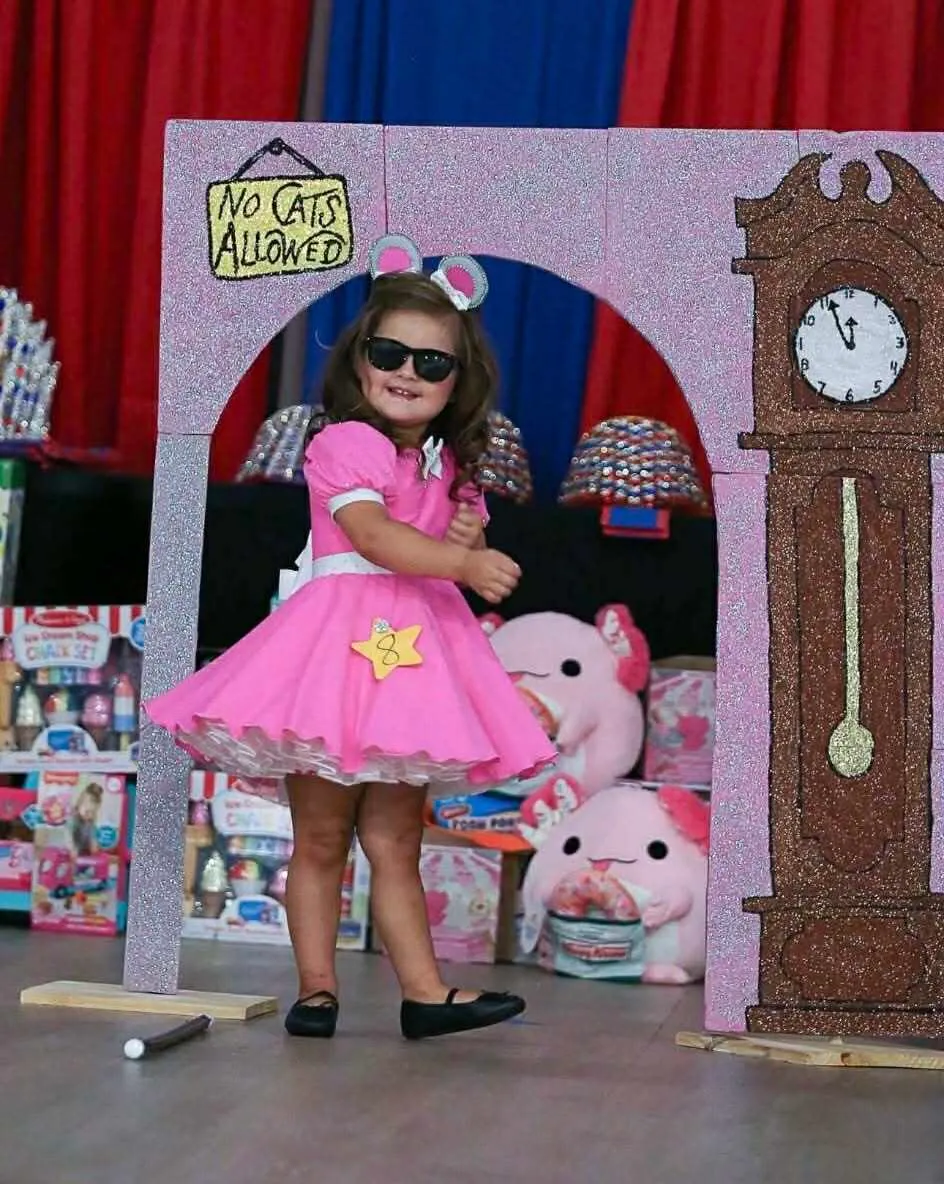 Three Blind Mice PROP ONLY- Cheli Matthews