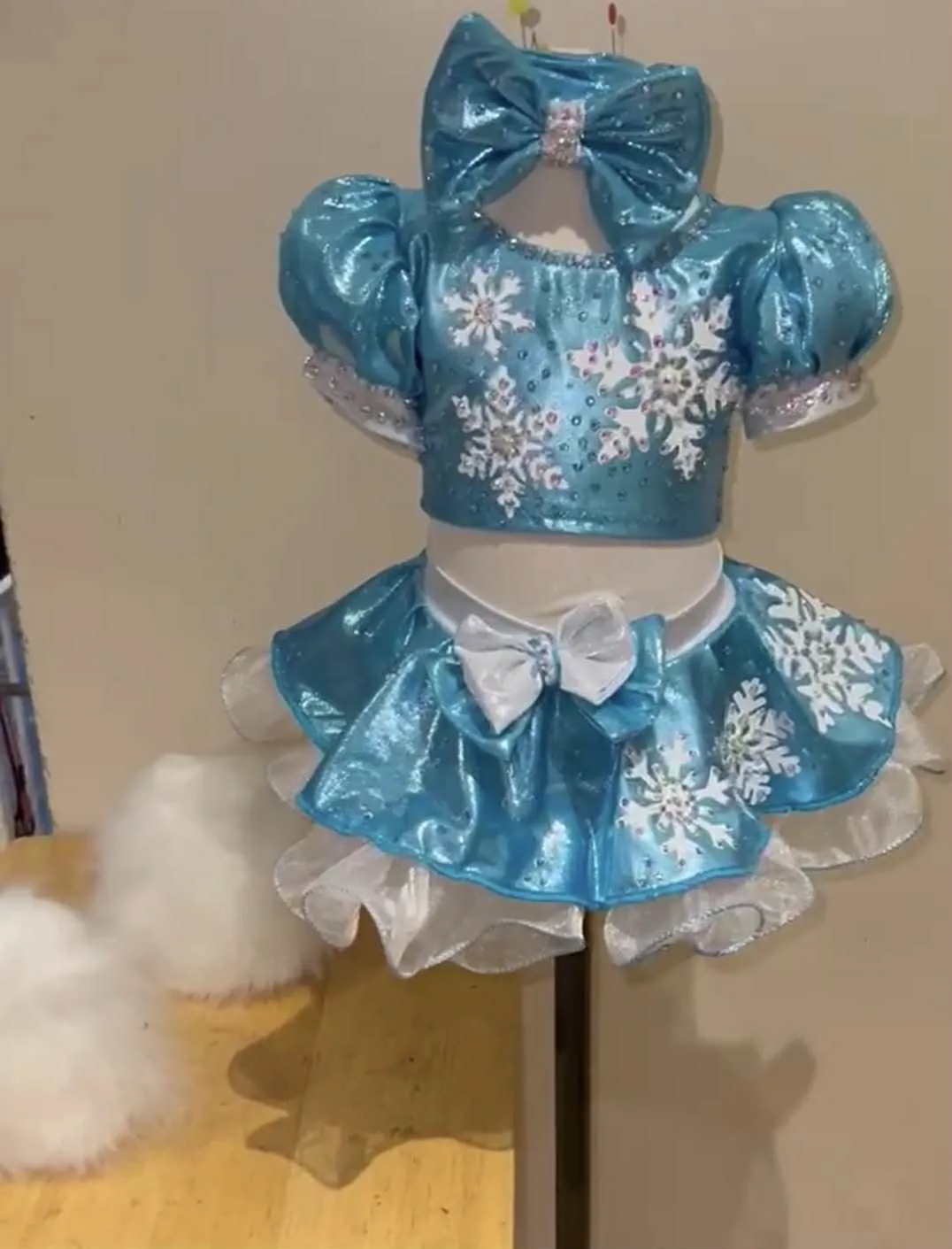 0/12 Blue Snowflake OOC- Miranda Jo