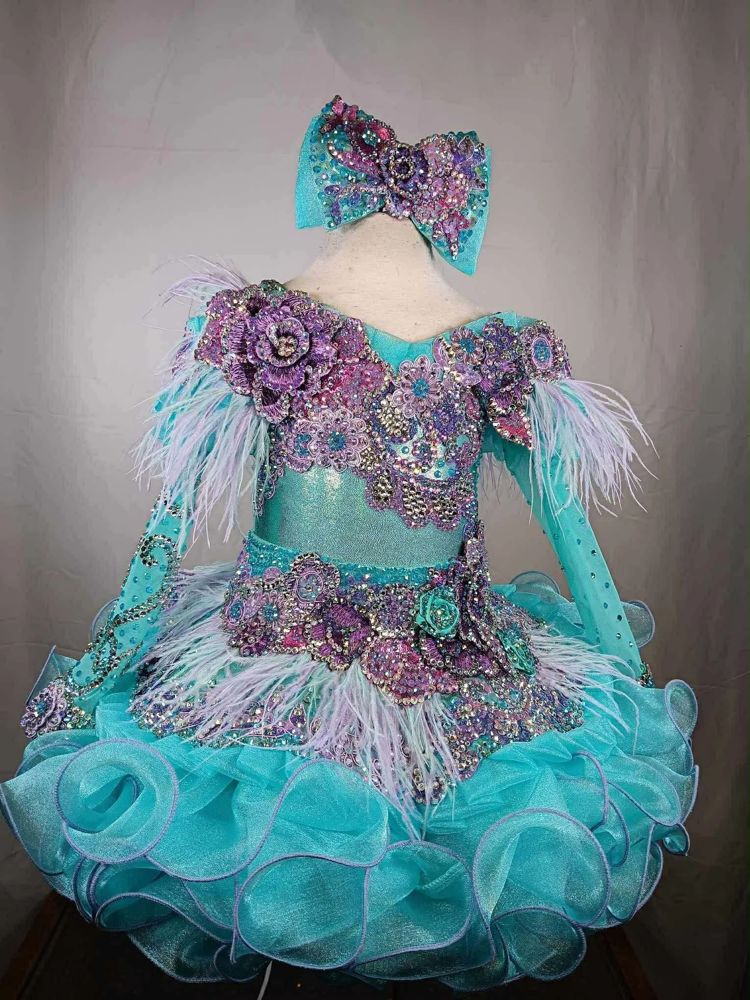 12/2 Princess Ellanore Gemics - Gracee Morris