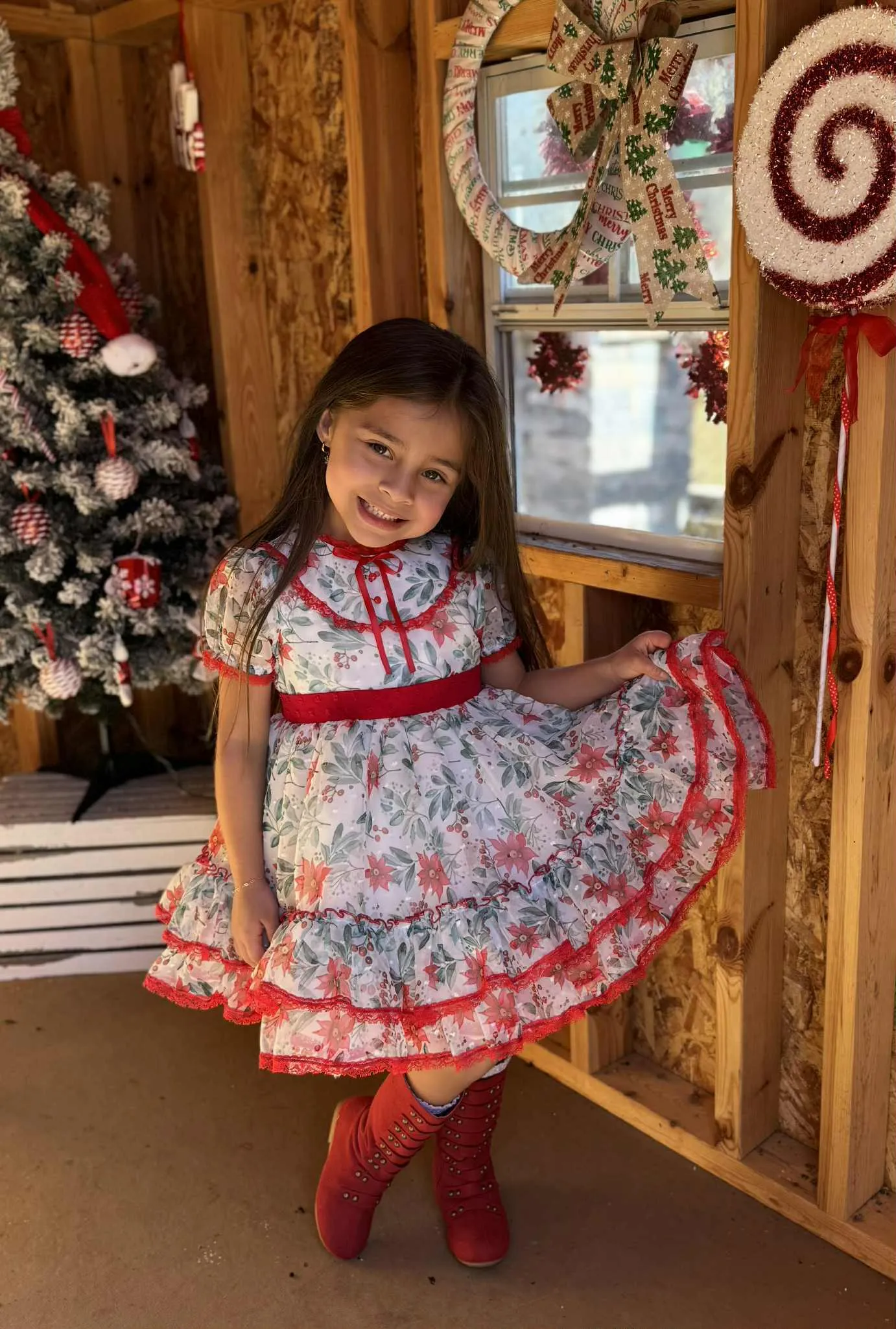 Hummingbird Poinsettia Size 5- Angela Saavedra