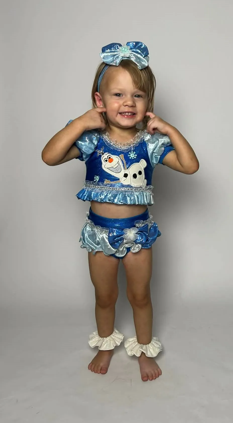 12/2 Olaf Swim- Skye Moylan