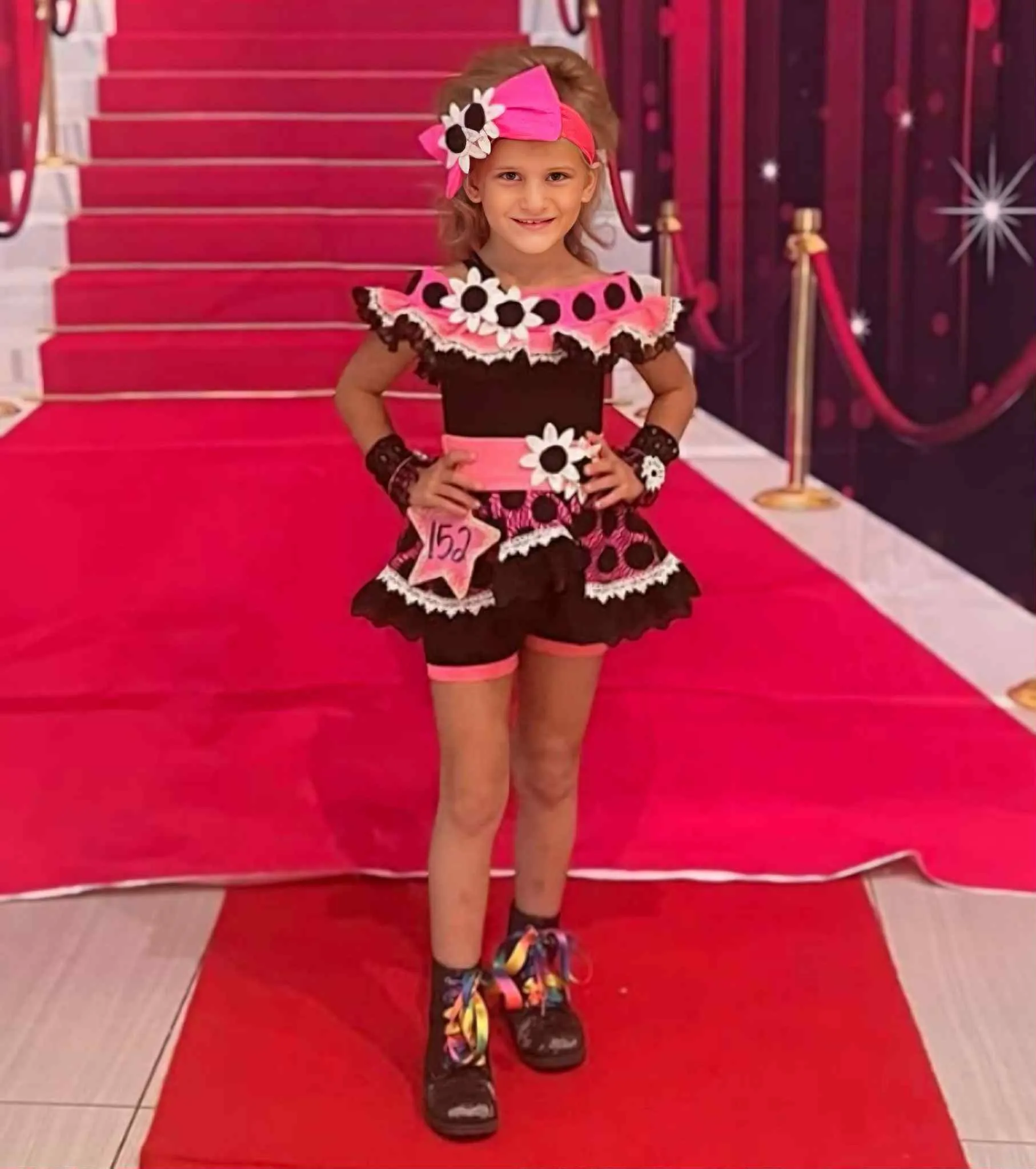 4/6 Black/Pink Shuggy Casual- Miranda Jo