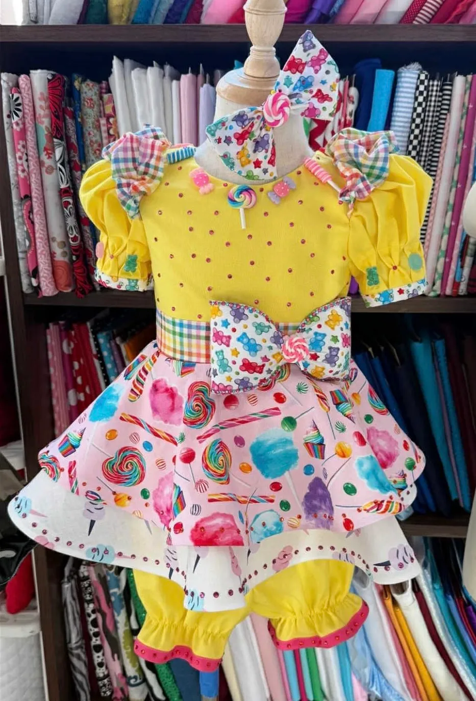 18/3 Candy OOC/Casual -Kara Vaughn