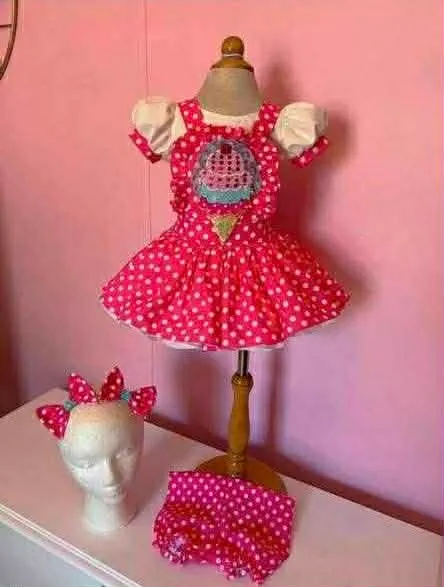 12/2 Pink Ice Cream Casual/OOC- Kelsie Huggins