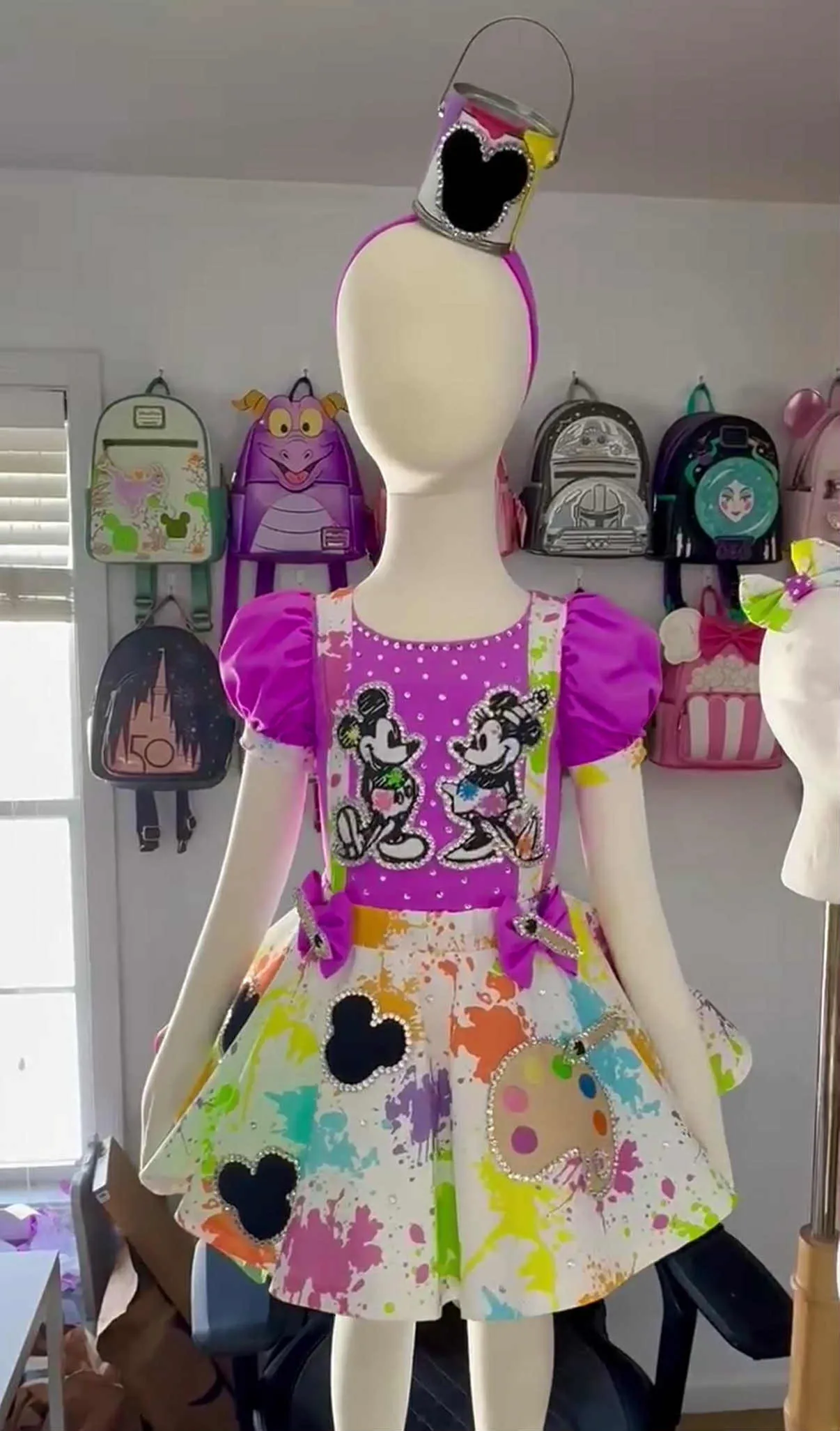 2/4 - 3/5 Mickey and Minnie Paints OOC- Kara Vaughn