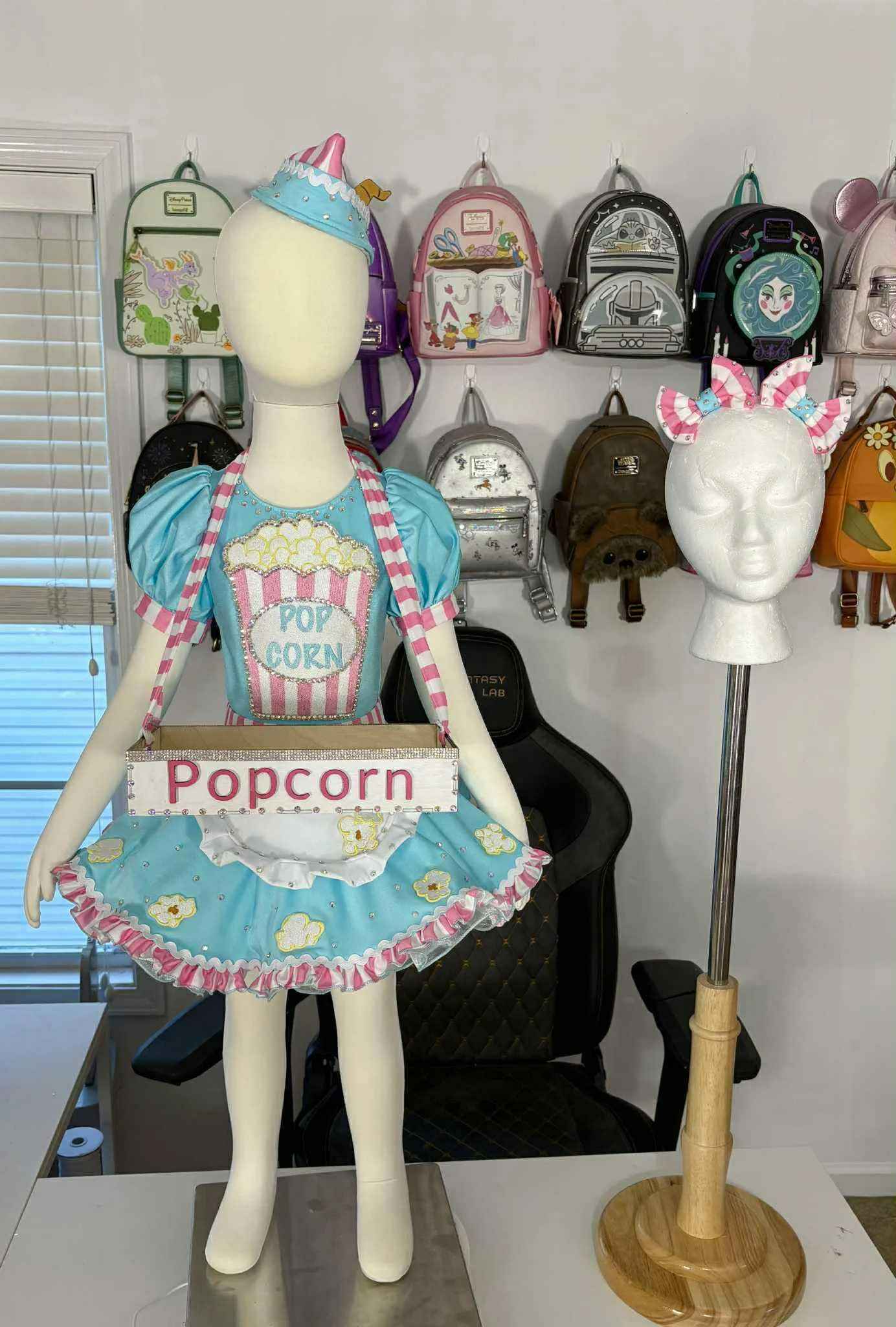 2/4 Popcorn OOC- Kara Vaughn