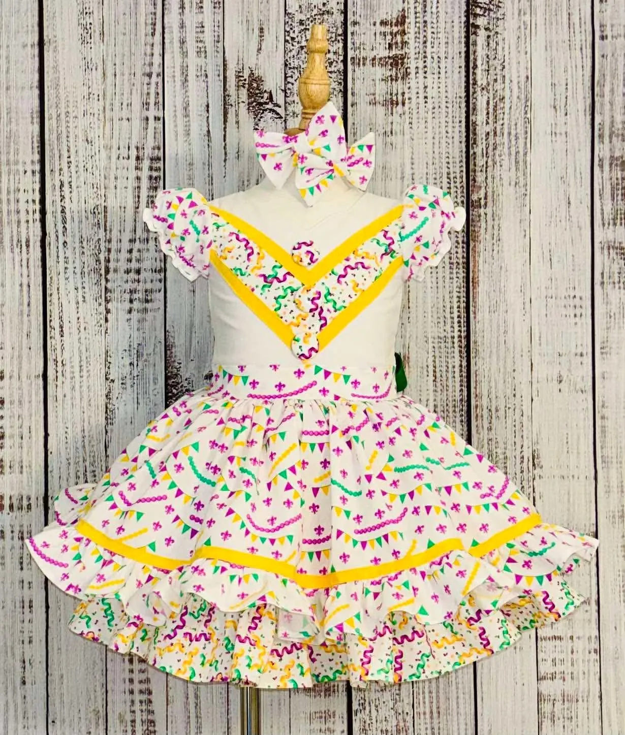 18/3 Mardi Gras- Wendy Morel