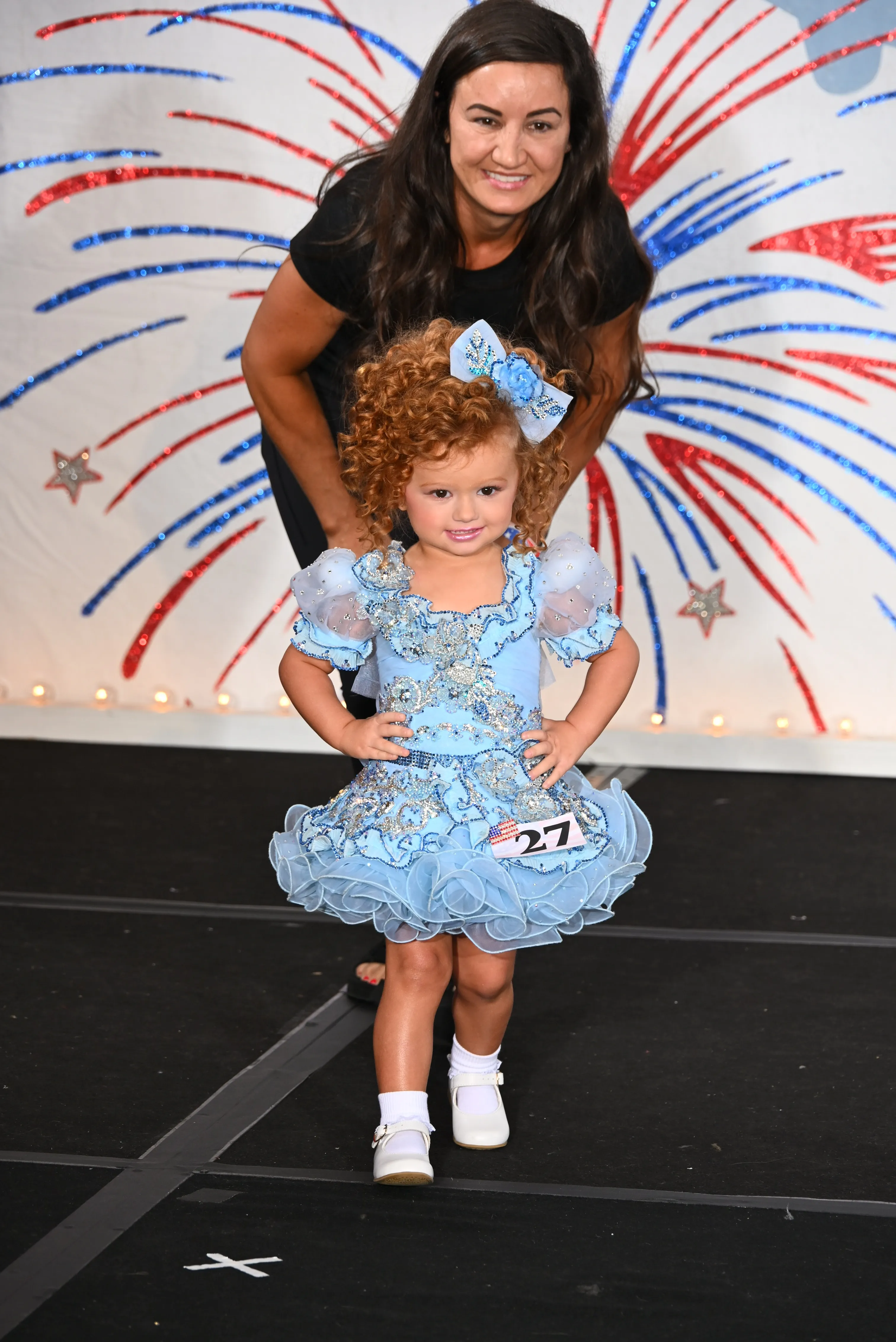 18/3-2/4 Blue Toni O Glitz