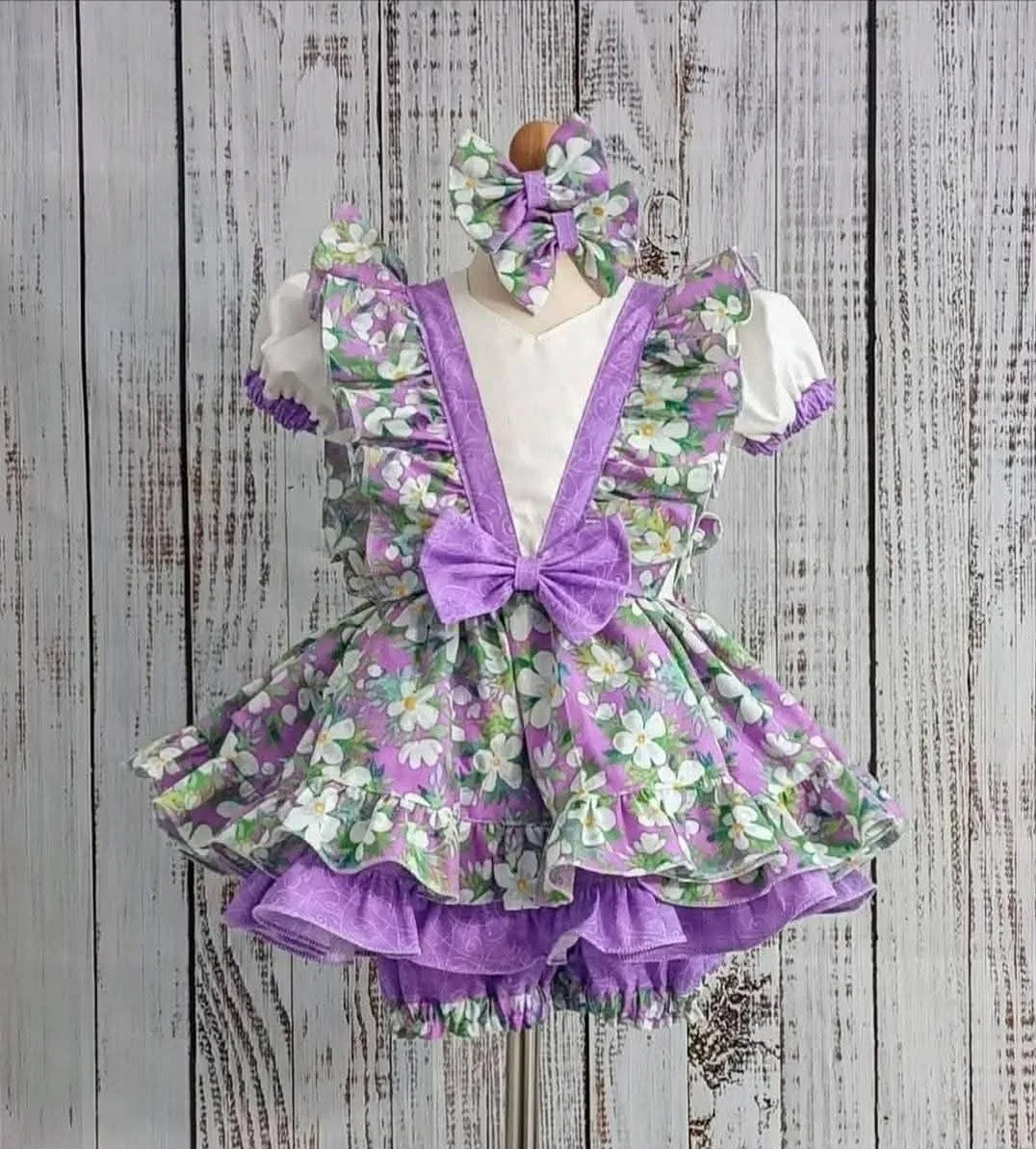 2/4 Purple/White Flowers Casual- Wendy Morel
