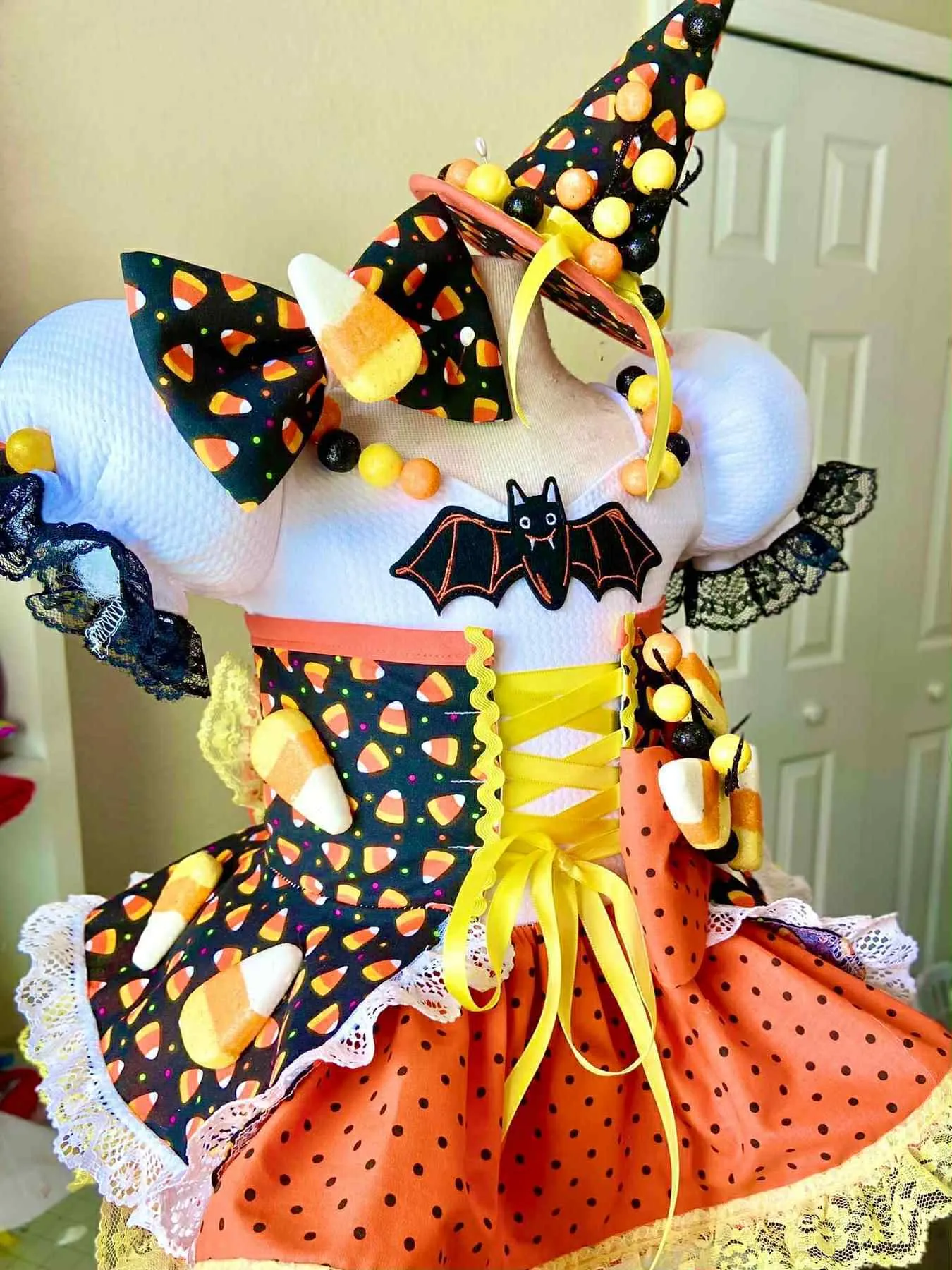 12/2 small 18/3 Dollhouse Candy Corn Halloween OOC- Skye Moylan