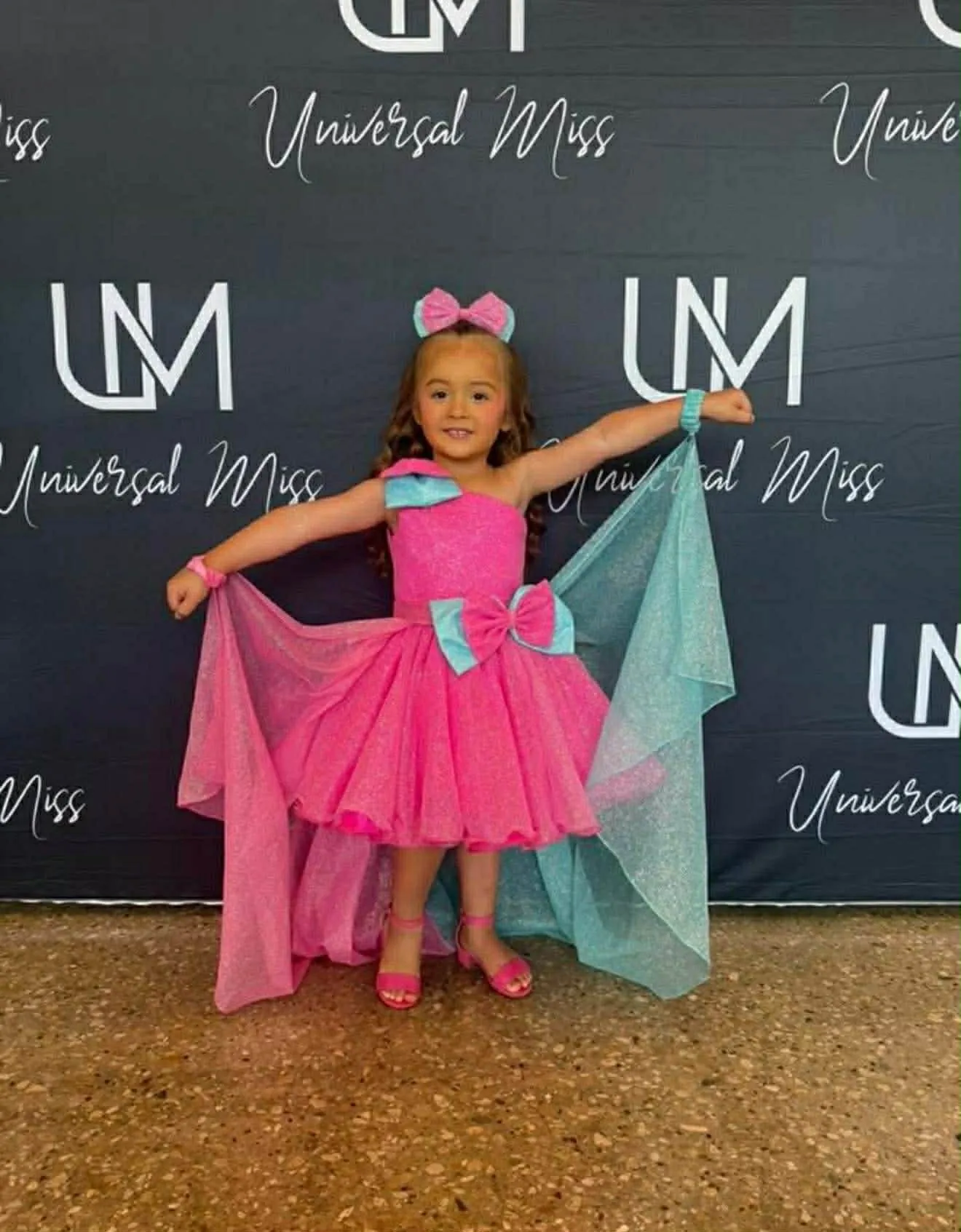 2/4 Pink and Blue Fun Fashion - Fallon Hackett