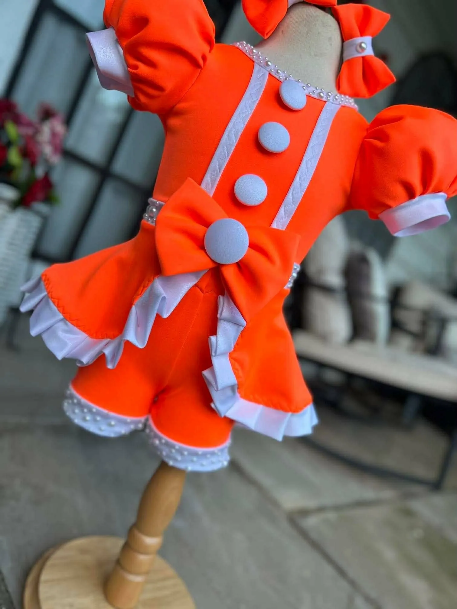 18/3 Miss Ellz Orange Casual- Anna Baker