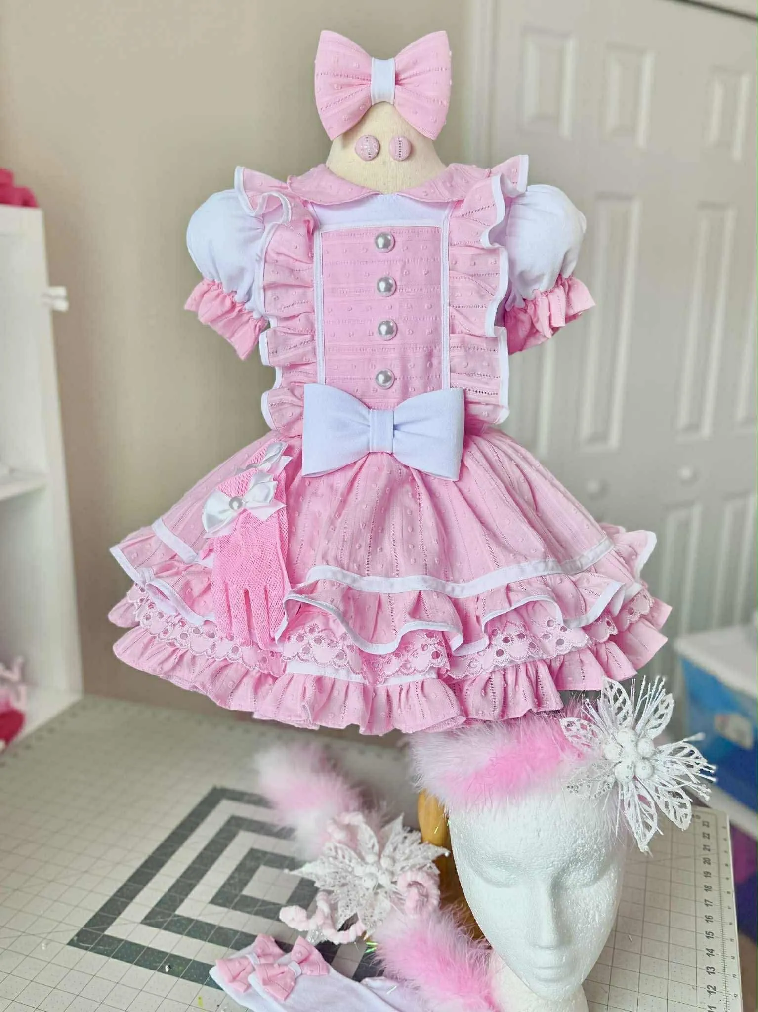 18/3 - 2/4 Pink Dollhouse Casual - Brittani Cash 