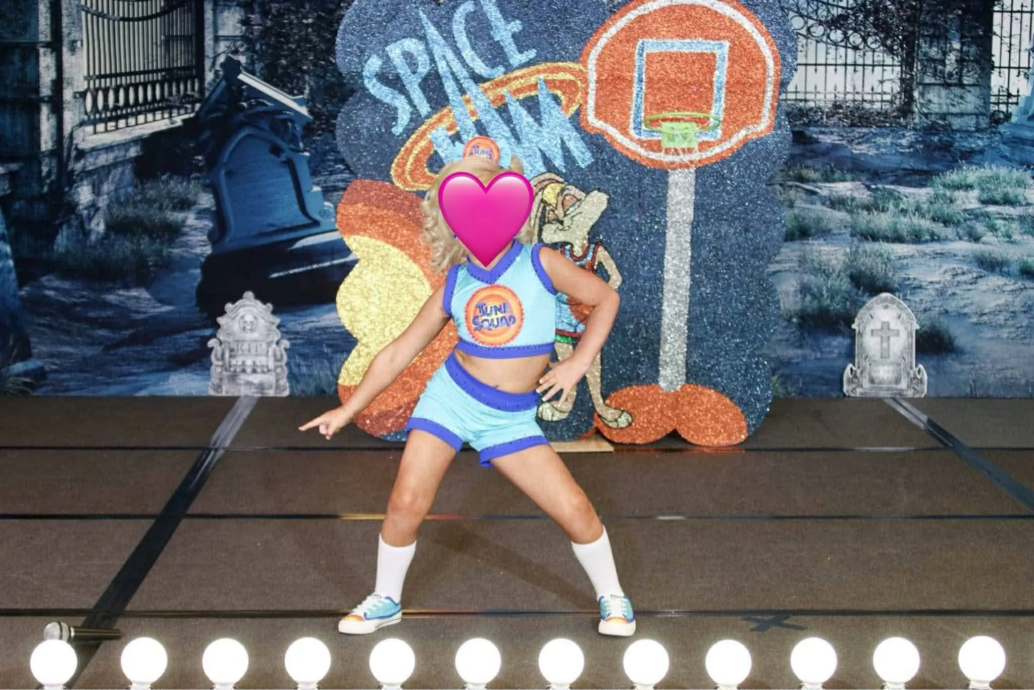 Space Jam OOC PROP ONLY- Anna Baker