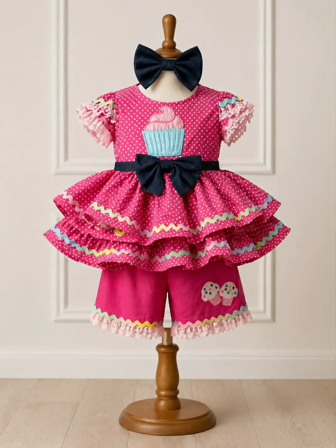 18/3 Cupcake Sweets Casual Wear- Fallon Hackett