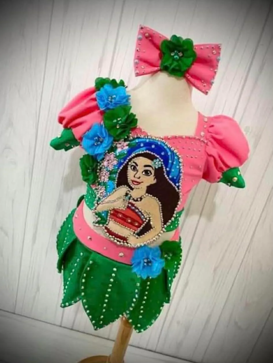 12/2 BooBear Moana Swim/OOC- Anna Baker