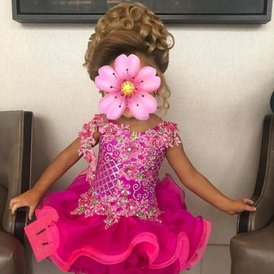 12/2 Pink Cris Carpenter Glitz- Skye Moylan