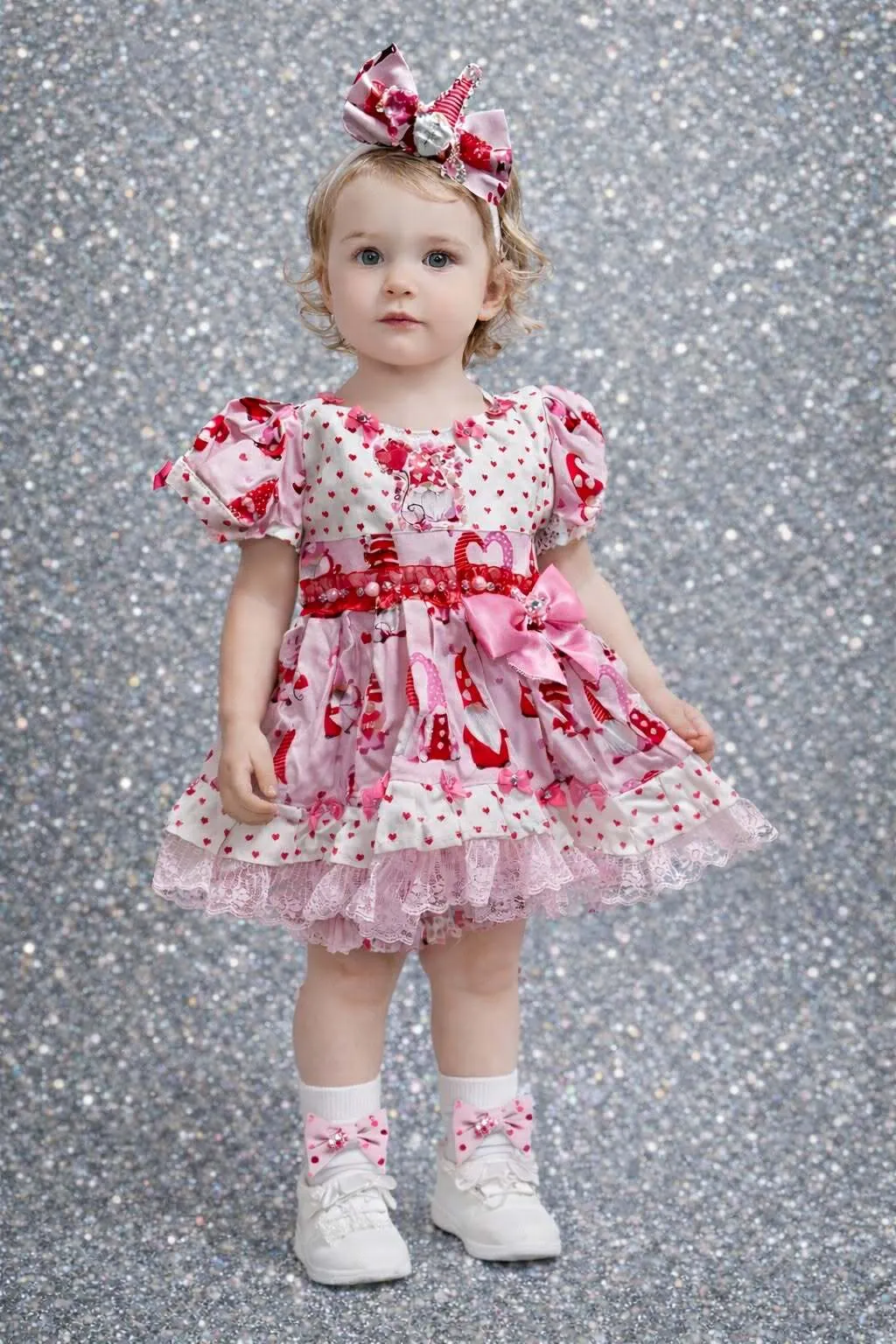 12/2 Valentine Gnome OOC/Casual- Fallon Hackett