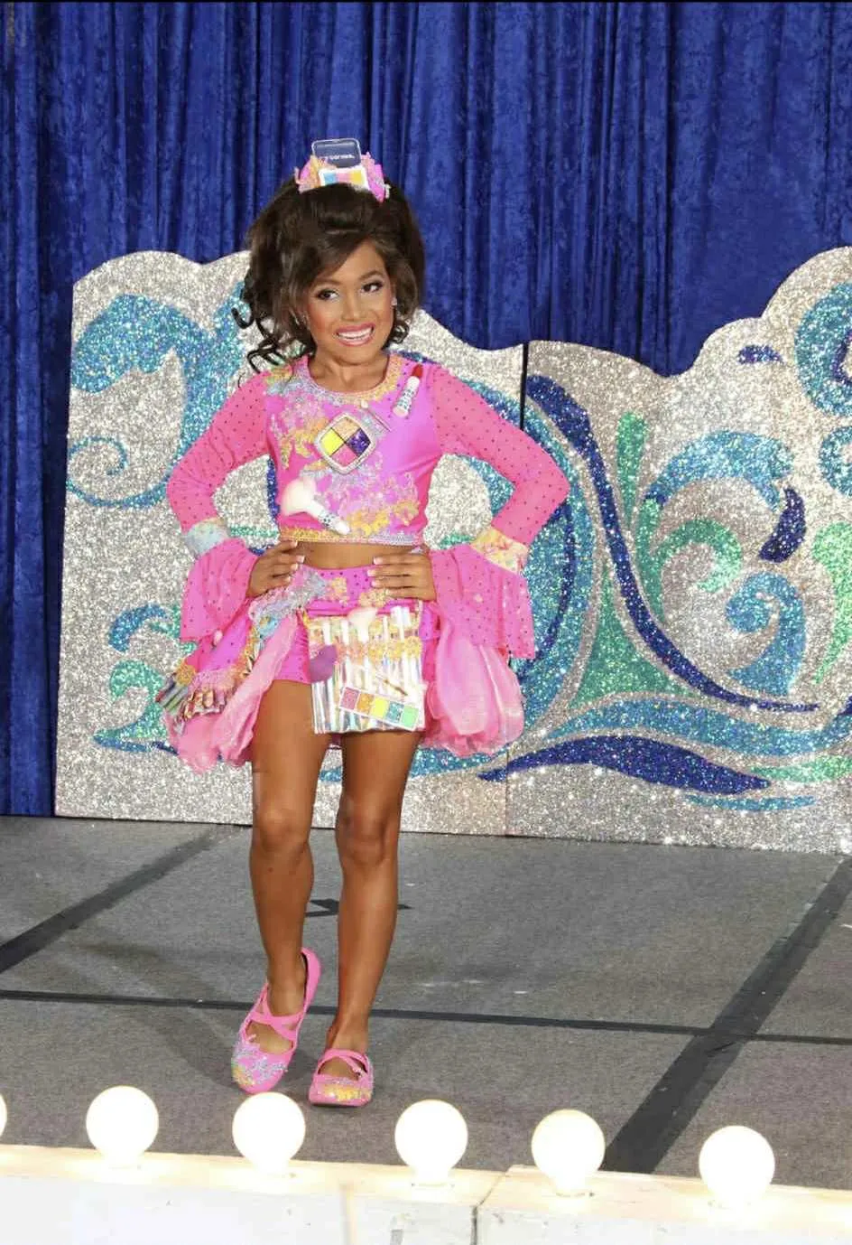 6/8 Beth Young Hot Pink Makeup OOC- DM