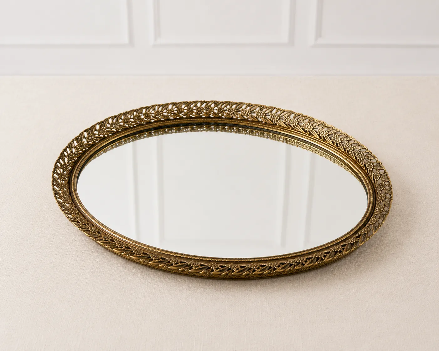 Vintage Gold Mirrored Trays