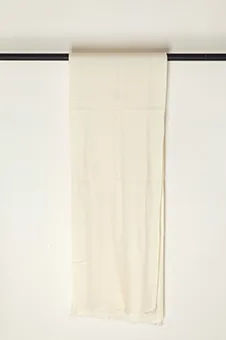 Cream / Off White Scarf