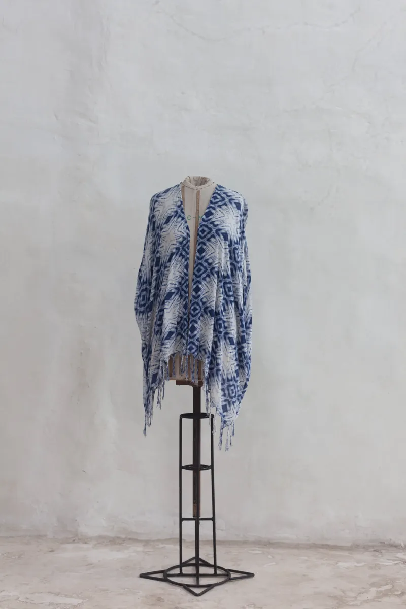 Kaftan with Blue and White Pattern