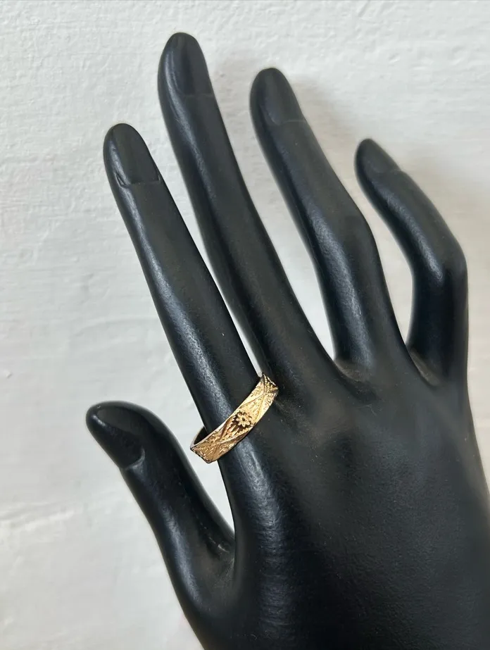 Gold Engraved Ring