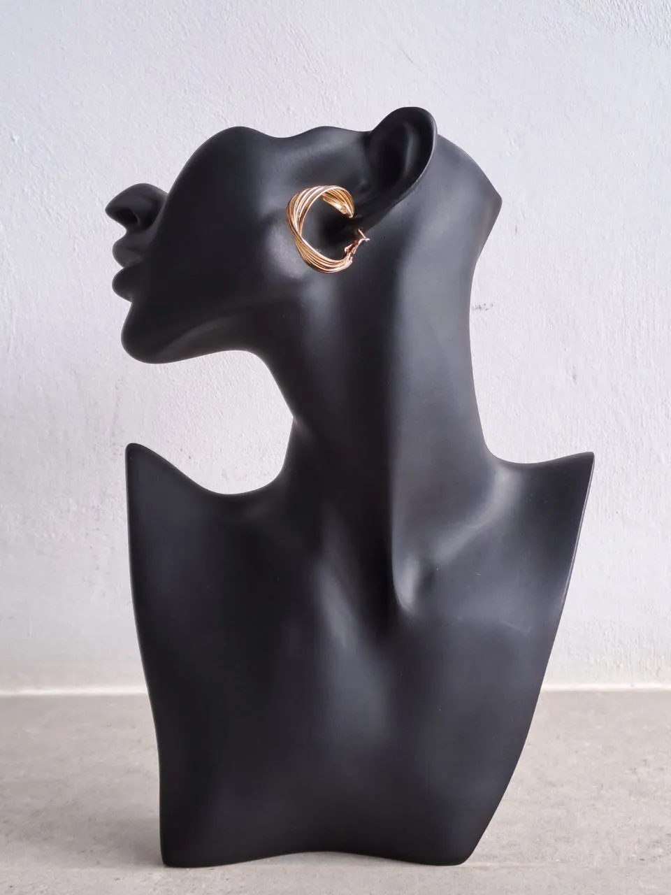 Twisted Lines Gold Hoop Earrings