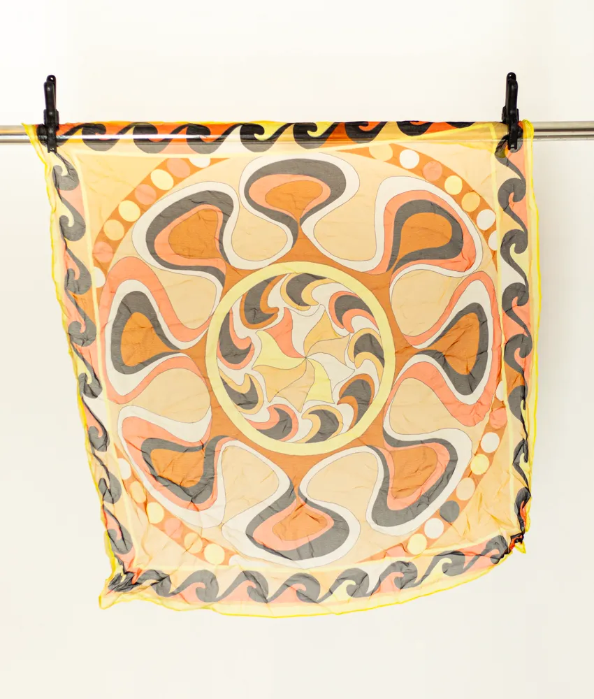 Retro Scarf