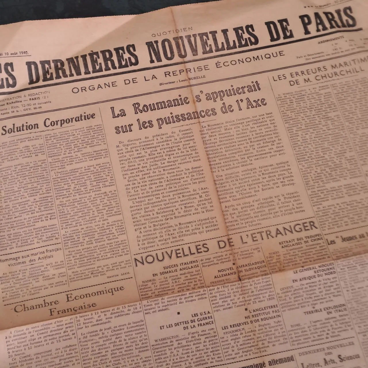 Quotidien Paris Vintage Newspaper