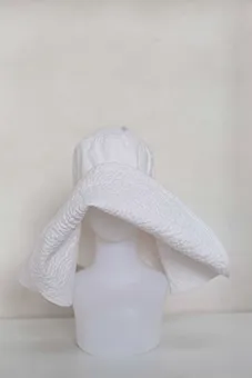 White Beach Hat with Oversized Brim