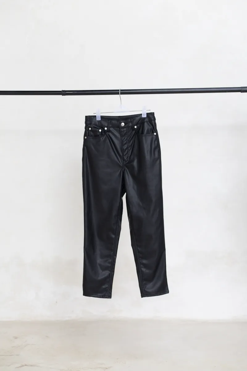 Pants 16