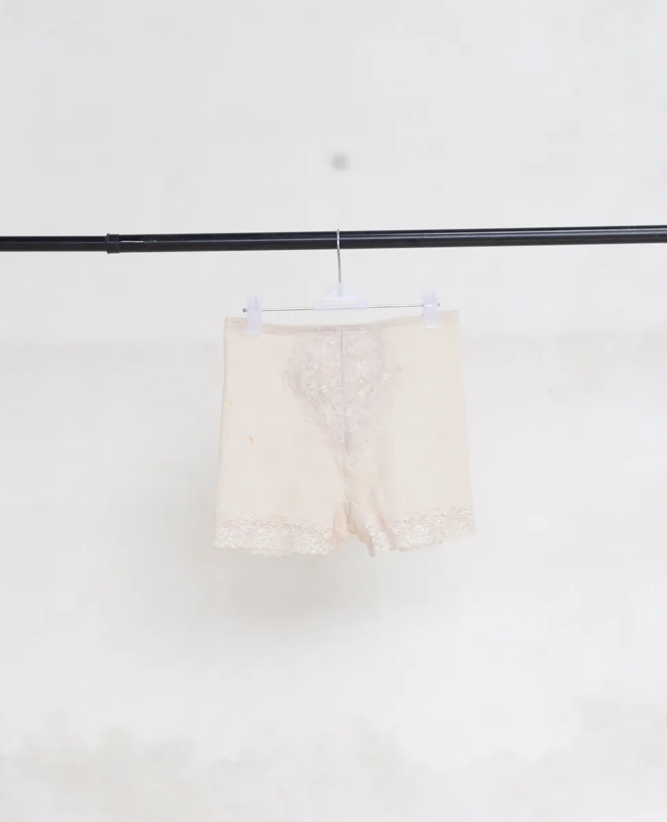 Cream Lace Shorts