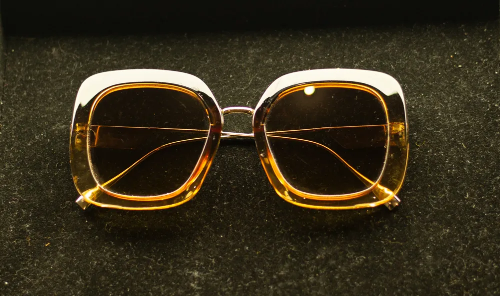 Square Lens Frame Sunglasses