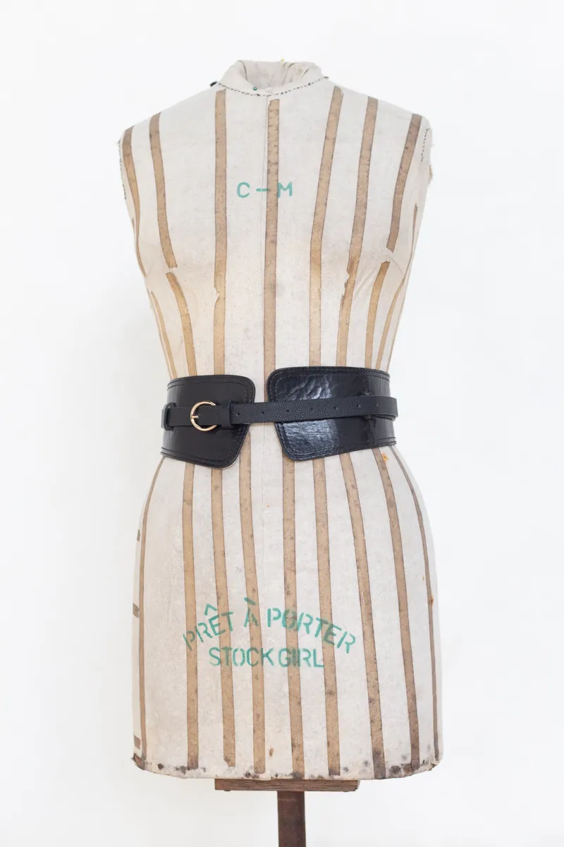 Black High Waisted Belt with Round Gold Buckle