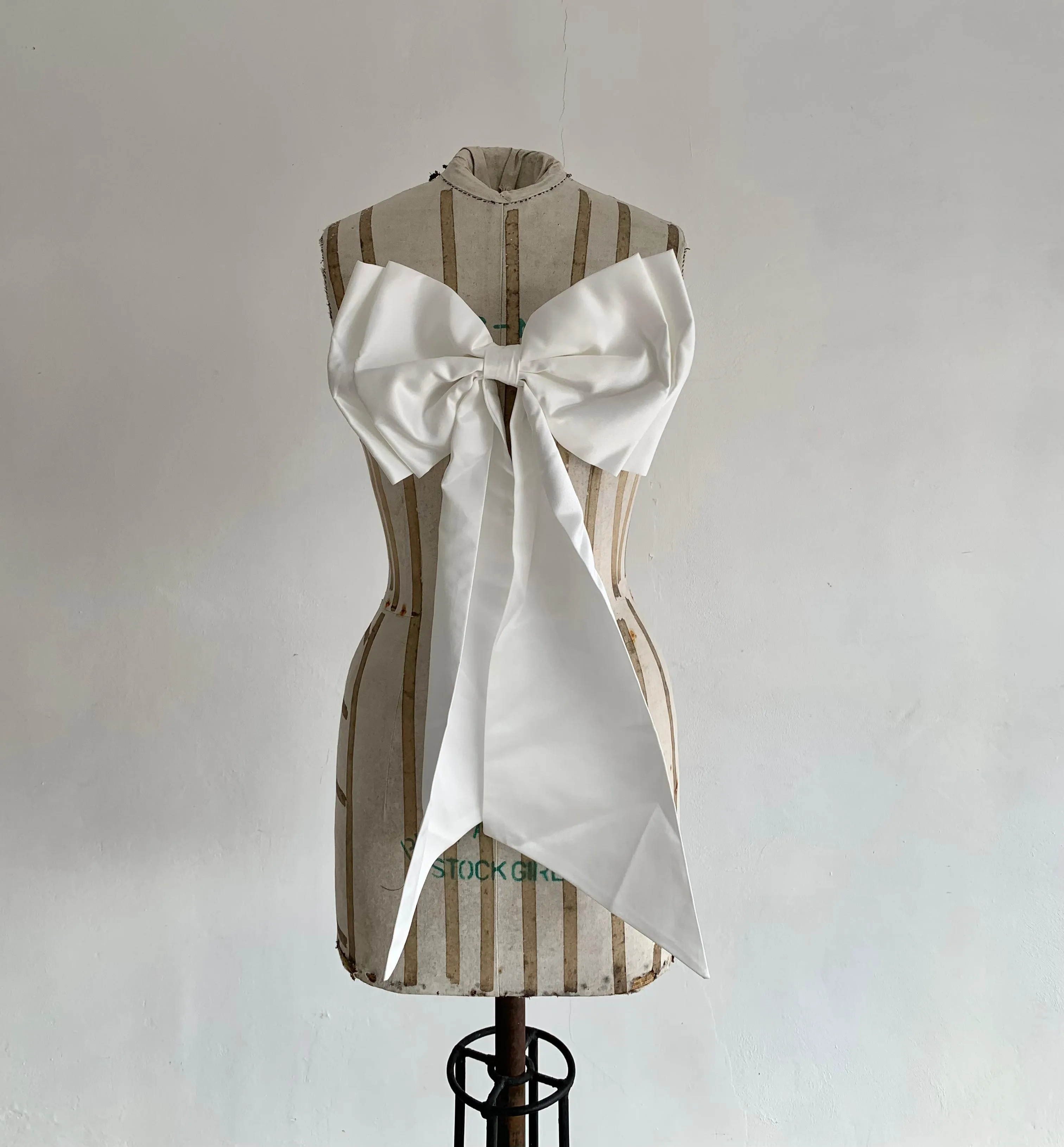 Medium Bow