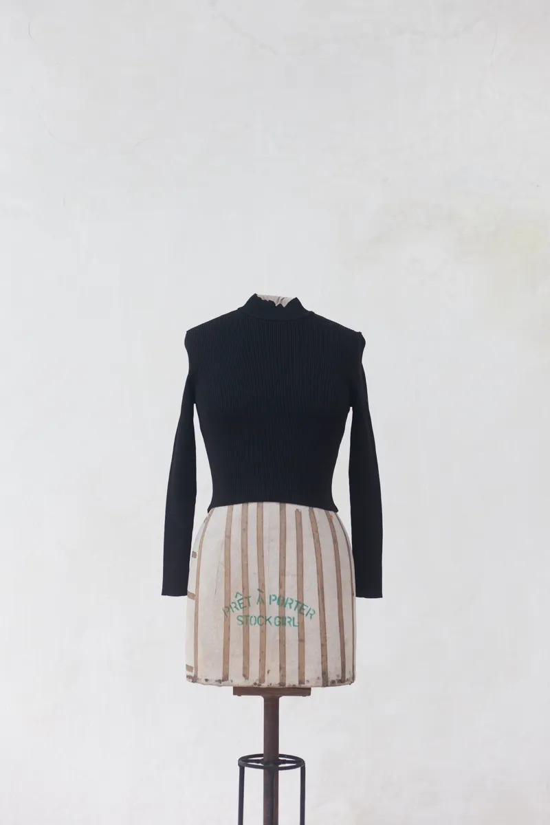Black Knitted Turtleneck