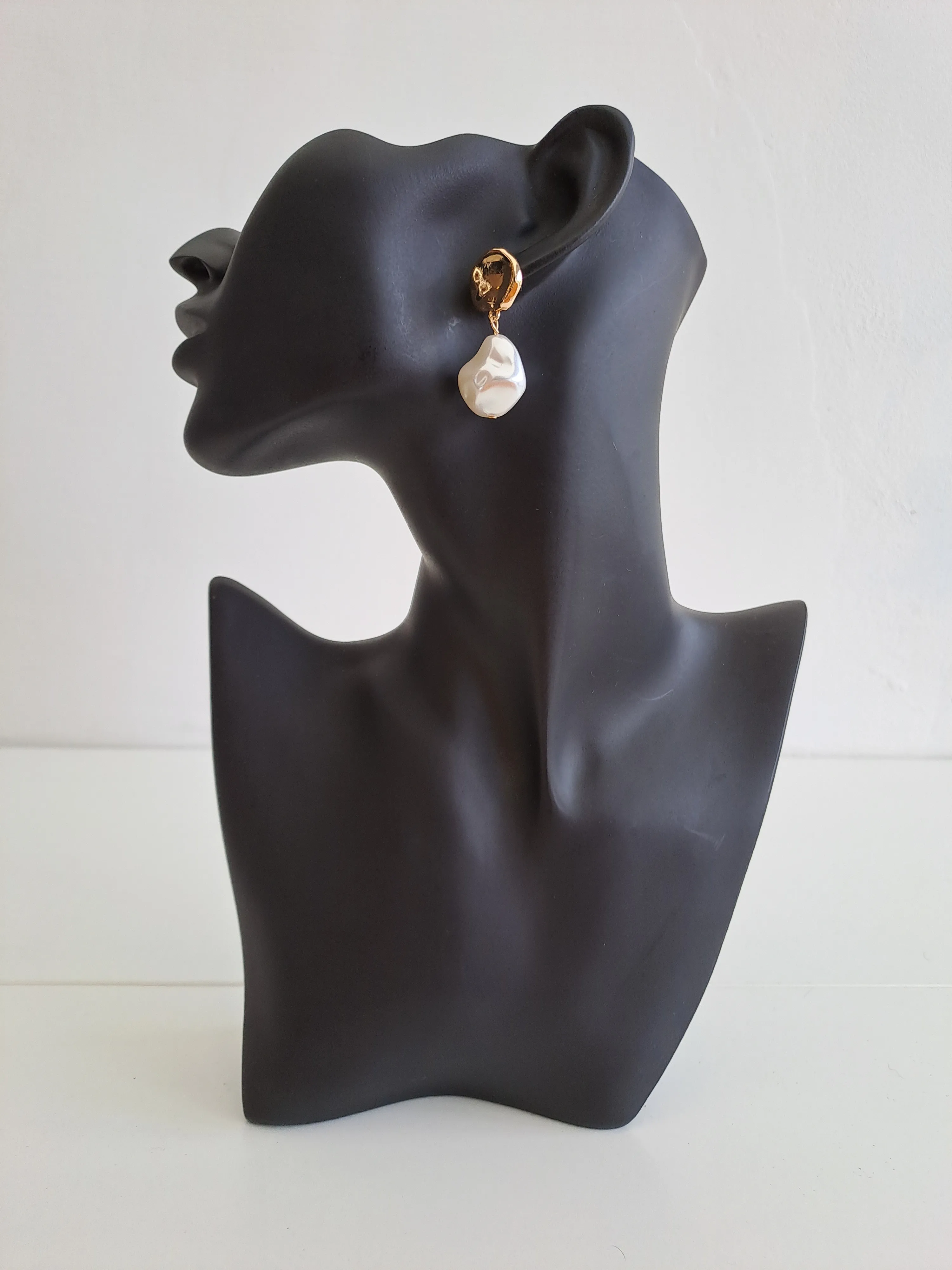 Gold Pearl Earrings