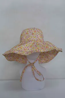 Floral Hat with Wide Brim 