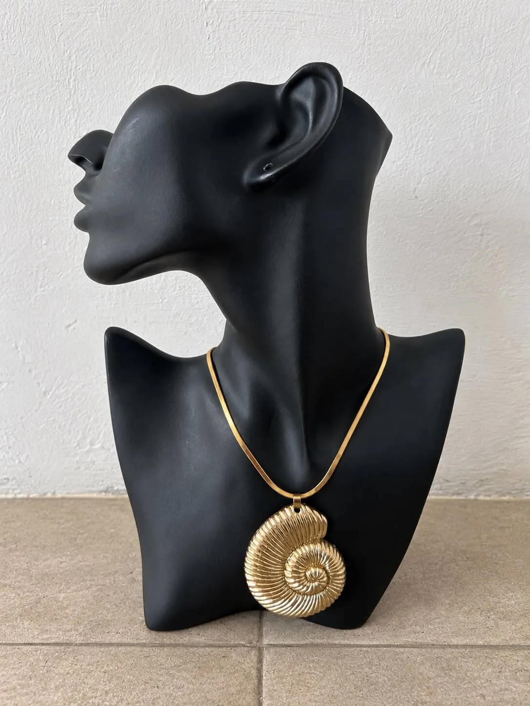 Thin Snakeskin with Gold Shell Pendant Necklace 