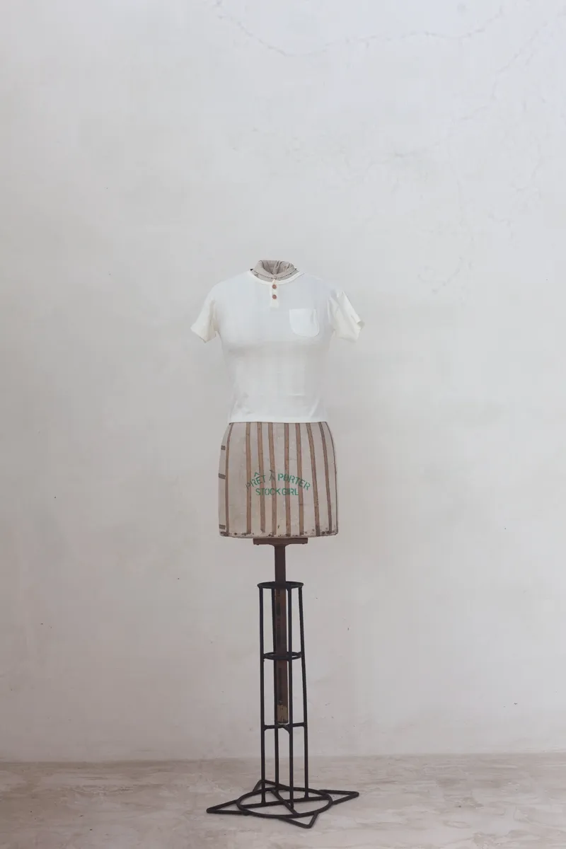 Cream Fitted T-Shirt with Front Pocket