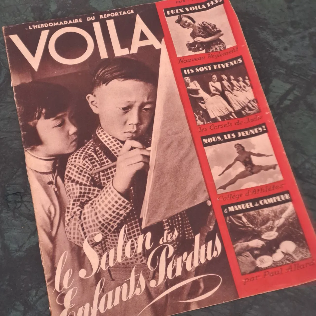 Voila N 433 Vintage Newspaper