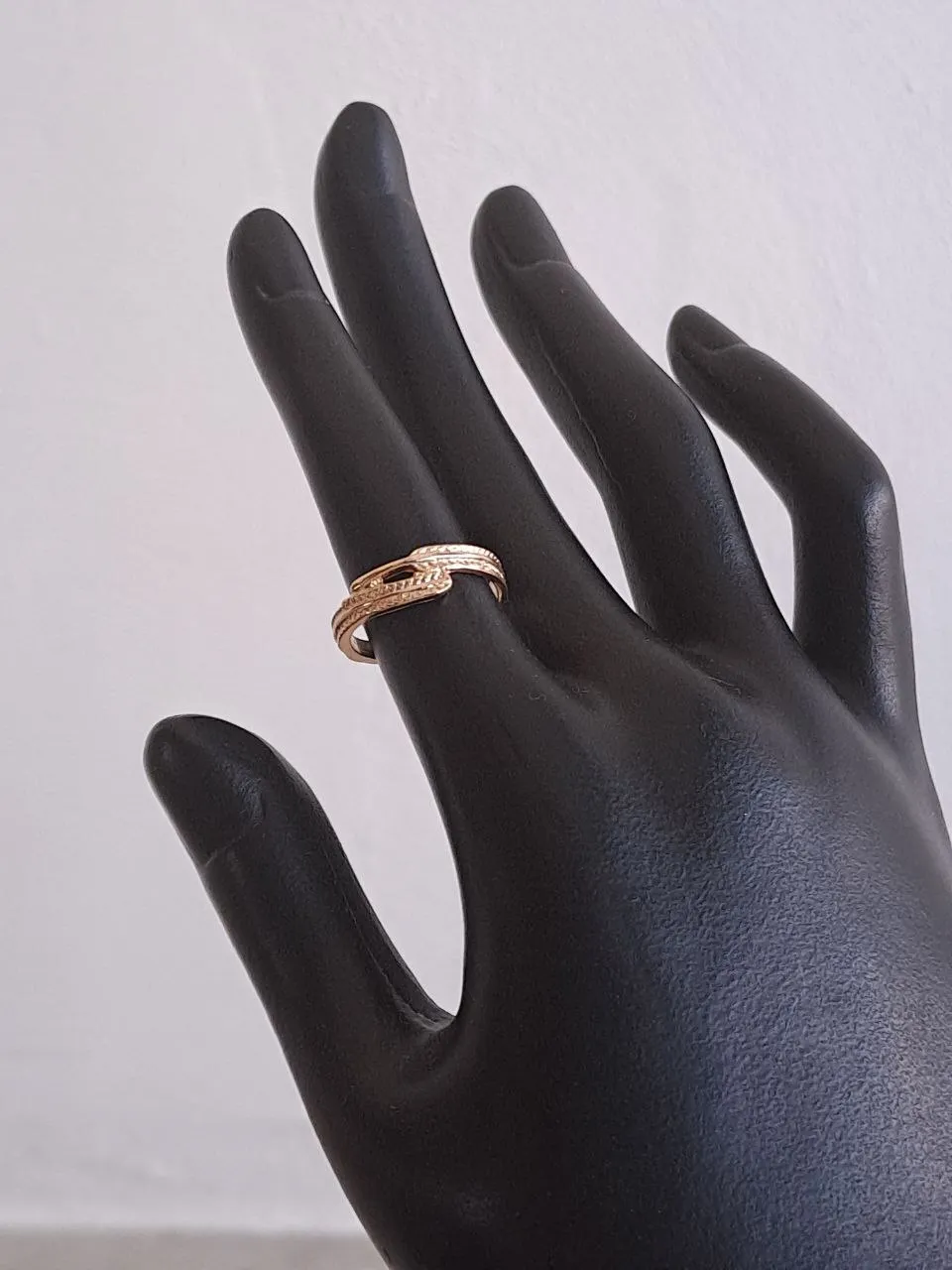 Feather Design Gold Ring